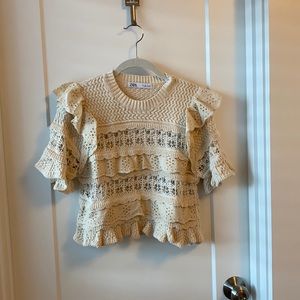 Zara cream sweater tee S